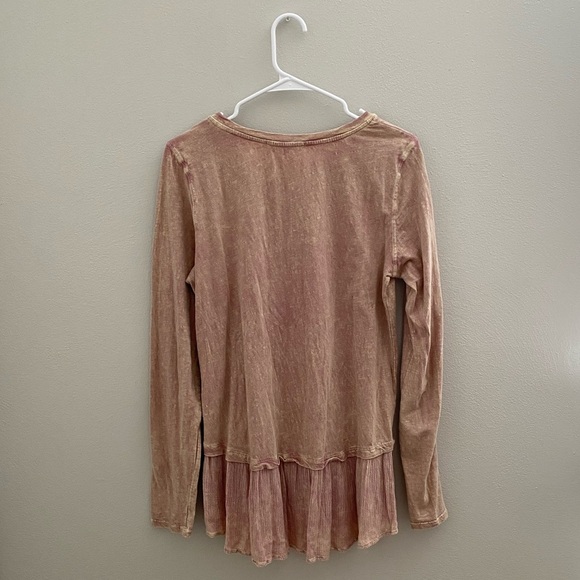 Anthropologie Eri + Ali Pink Bleached Long Sleeve Peplum Top Size Small - Picture 2 of 4